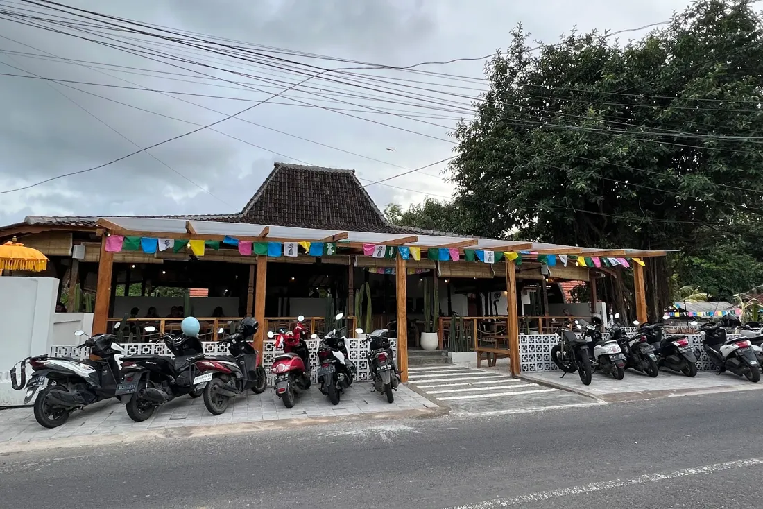 Lola’s Cantina Mexicana — Uluwatu in Uluwatu / Bukit
