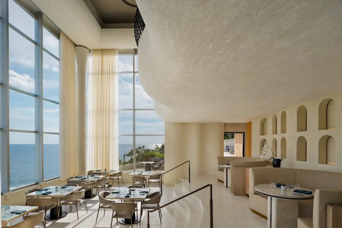Oliverra Restaurant at Umana Bali, LXR Hotels & Resorts in Uluwatu / Bukit